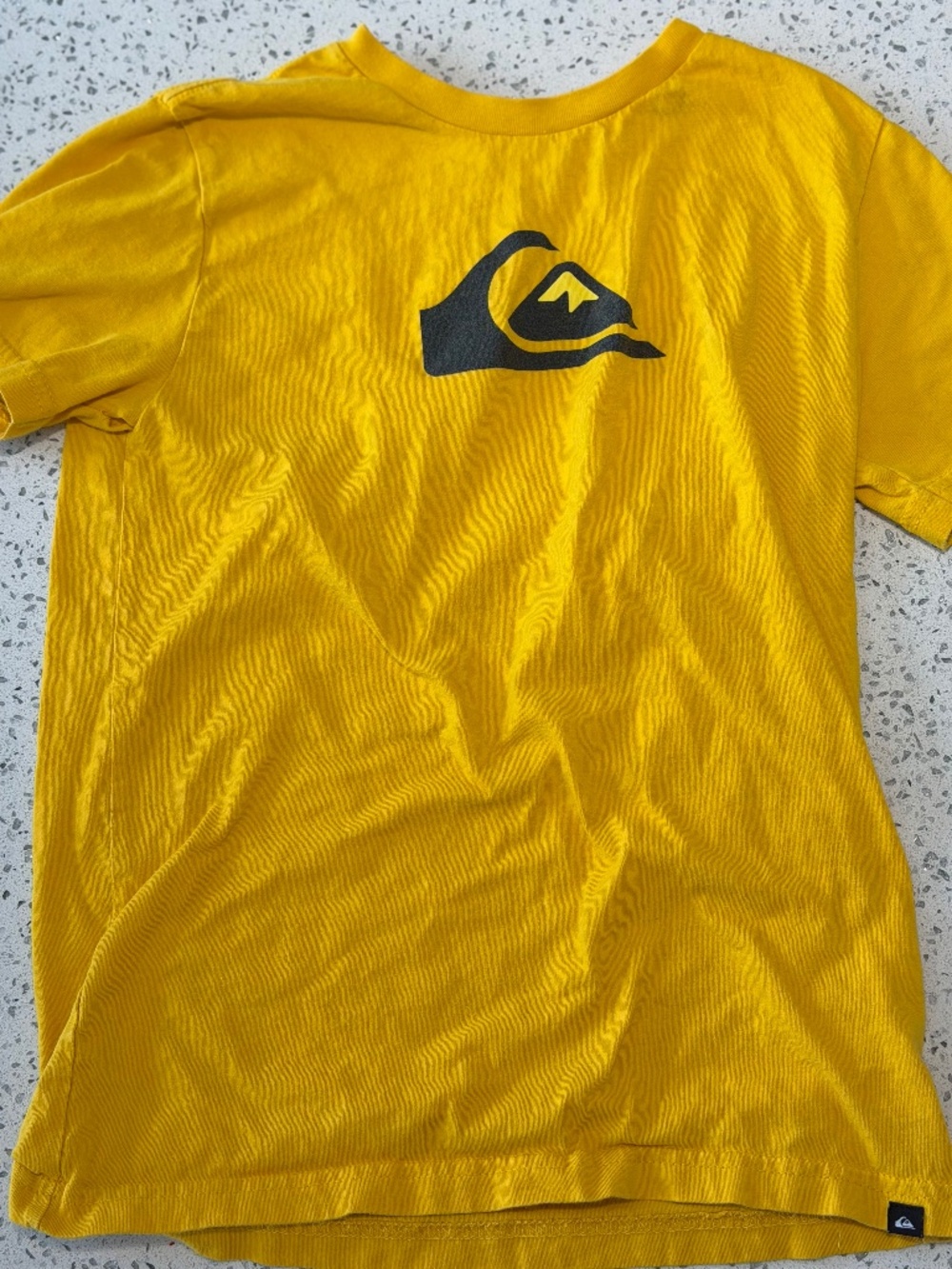 Quicksilver Mustard Yellow Kids / Boys Size Medium
